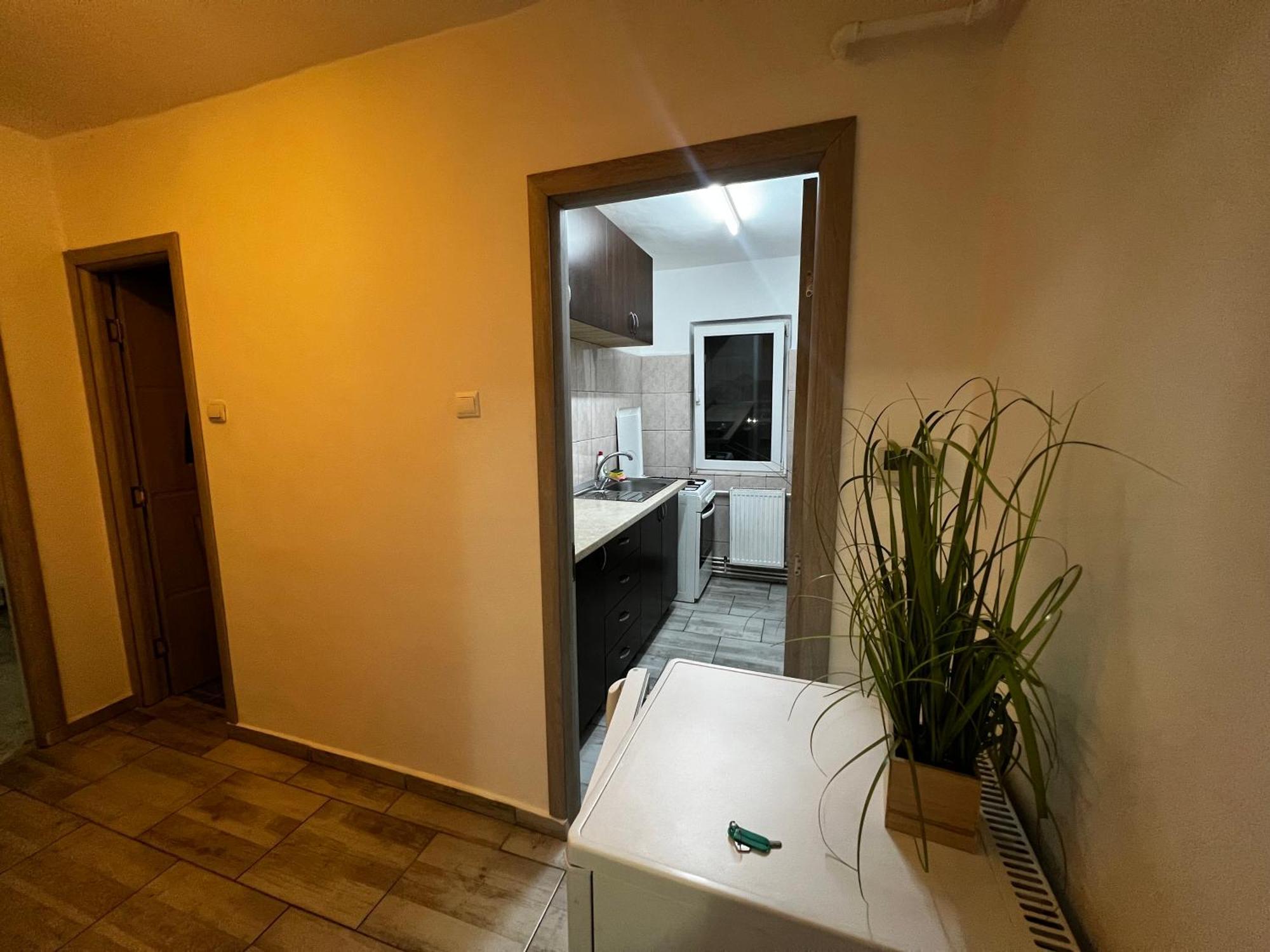 Apartament Targoviste In Regim Hotelier Cu 2 Camere Zewnętrze zdjęcie